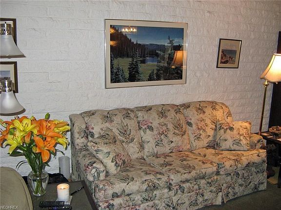 4th image of 21908 River Oaks Dr APT 7B