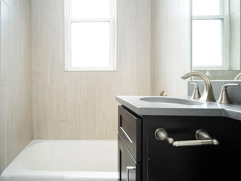 511 W Belmont Ave #70 — Photo 9
