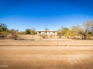6421 N Calvin Rd, Tucson, AZ 85743