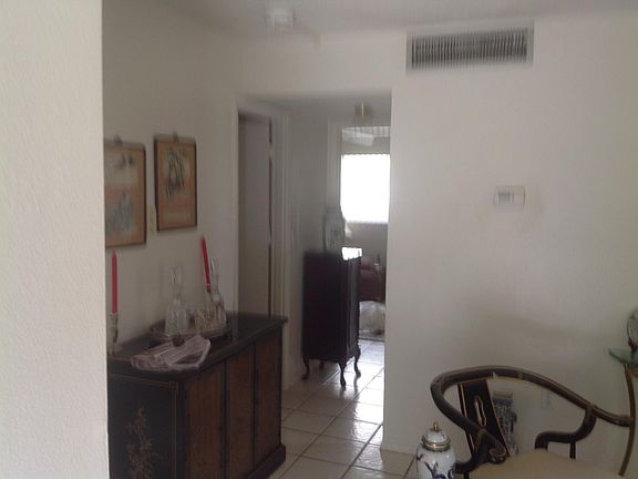 5th image of 222 S Osprey Ave