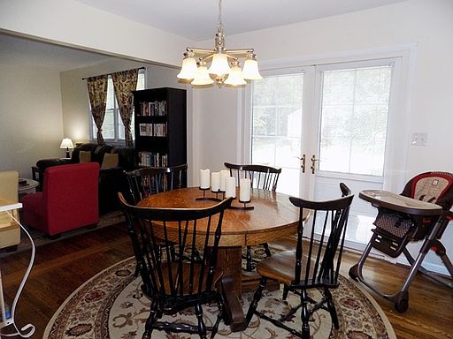 3rd image of 2711 Hill N Dale Dr