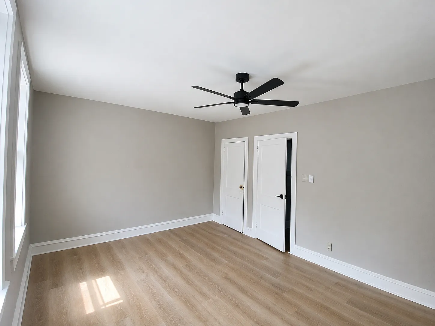 Gilham Apartments — Photo 4