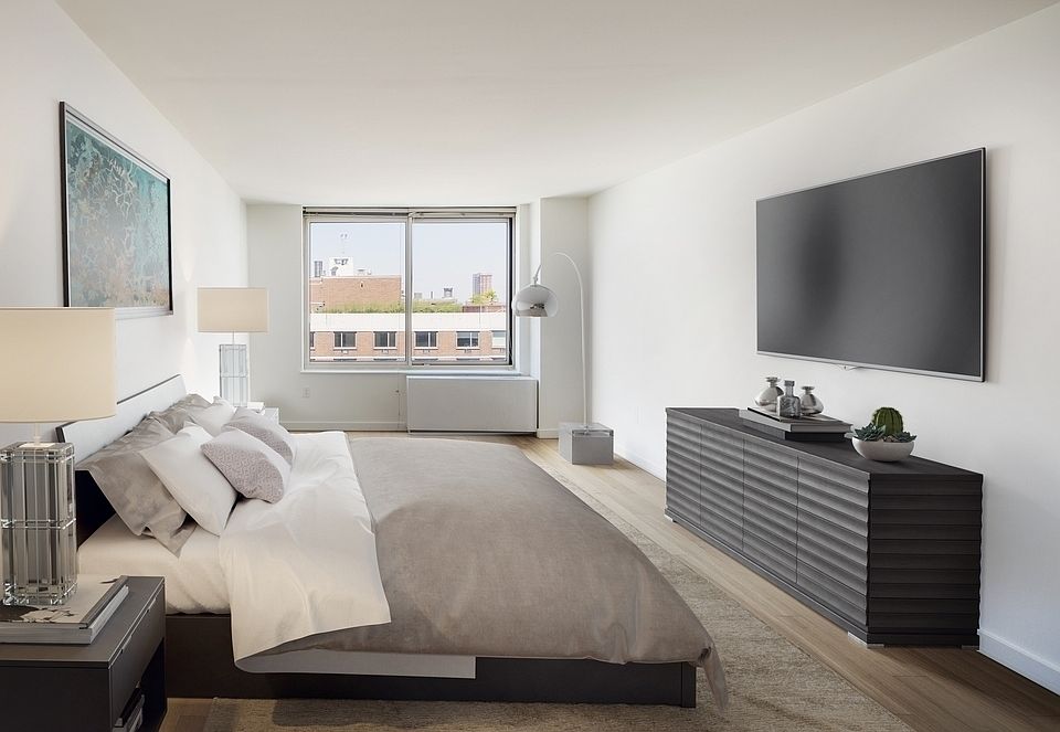 1st image of 260 W 54th St APT 16D