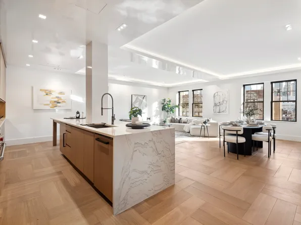 27 West 72nd Street image 1 of 26