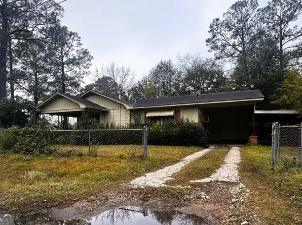 113 Patton Ave, Fitzgerald, GA 31750