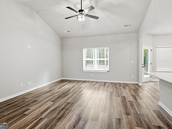 2nd image of 533 Evelyn Dr