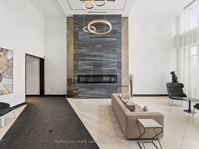 255 Bay St #1208 — Photo 7