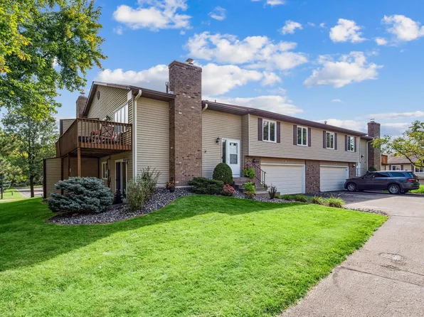 10361 Balsam Ln, Eden Prairie, MN 55347