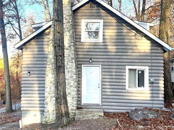 7 Wildwood Drive, Greenwood Lake, NY 10925