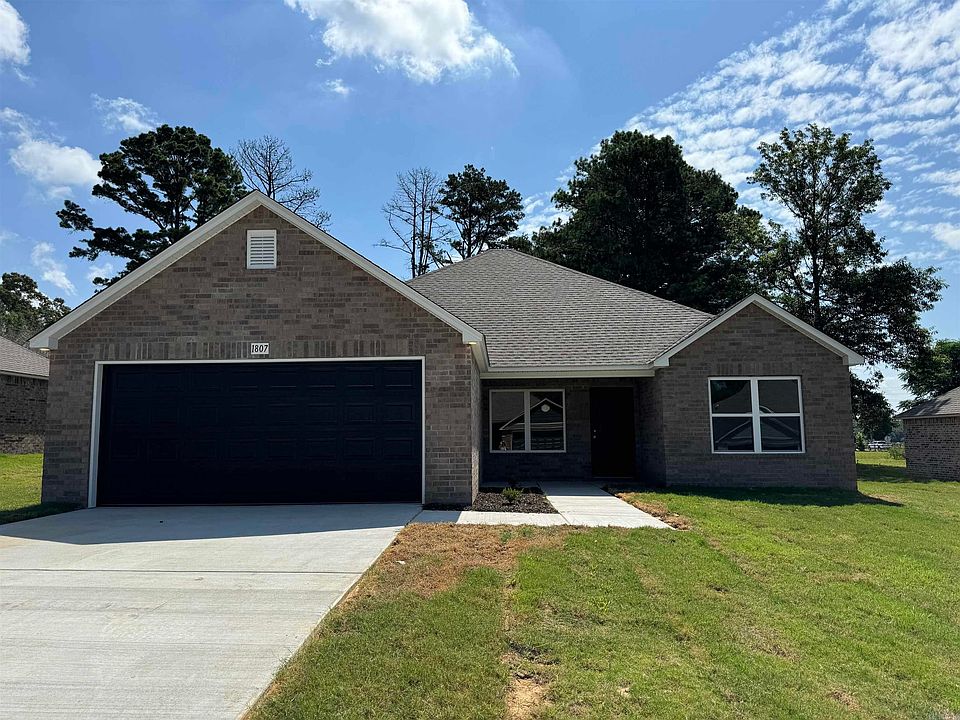 1st image of 1807 Rockwood Dr