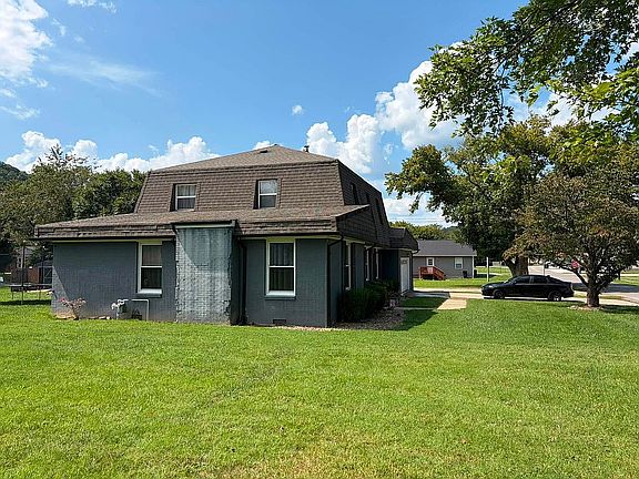 4th image of 357 Catron Ave
