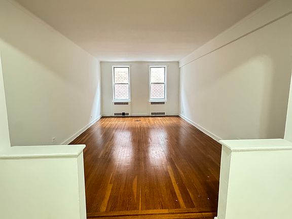 4th image of 14235 84th Dr APT 1