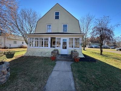 1361 Elm St, Almond, WI, 54909
