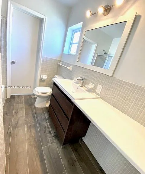 2219 Polk St #1B — Photo 9