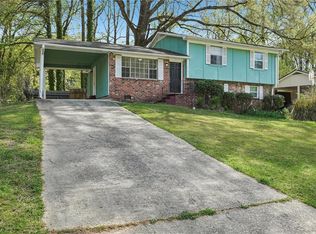 9157 Homewood Dr, Riverdale, GA 30274