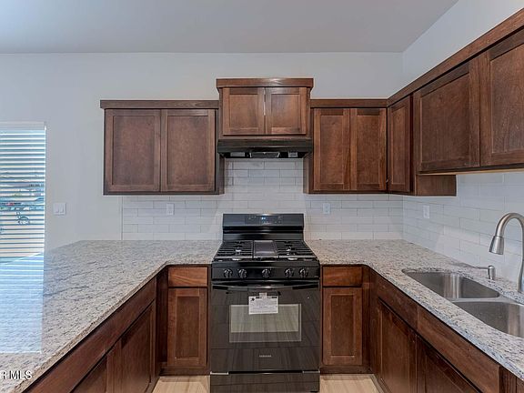 4th image of 11477 Van Nuys Dr