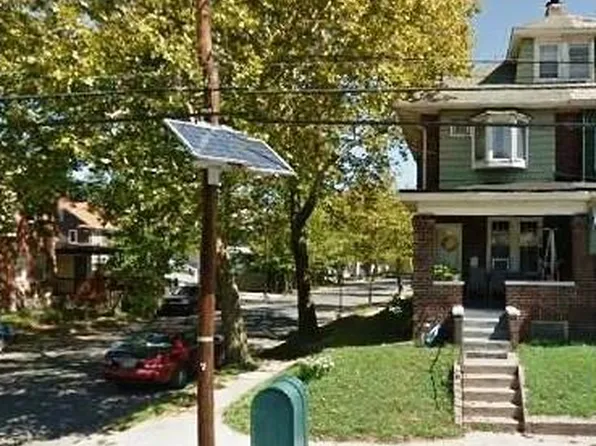 302 S Cook Ave, Trenton, NJ 08629