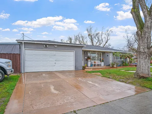 1221 Bispo Dr, Modesto, CA 95350
