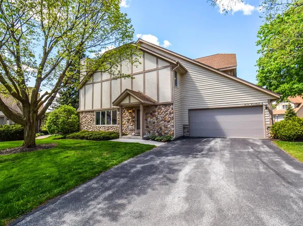 N34W23825 Grace AVENUE #A, Pewaukee, WI 53072