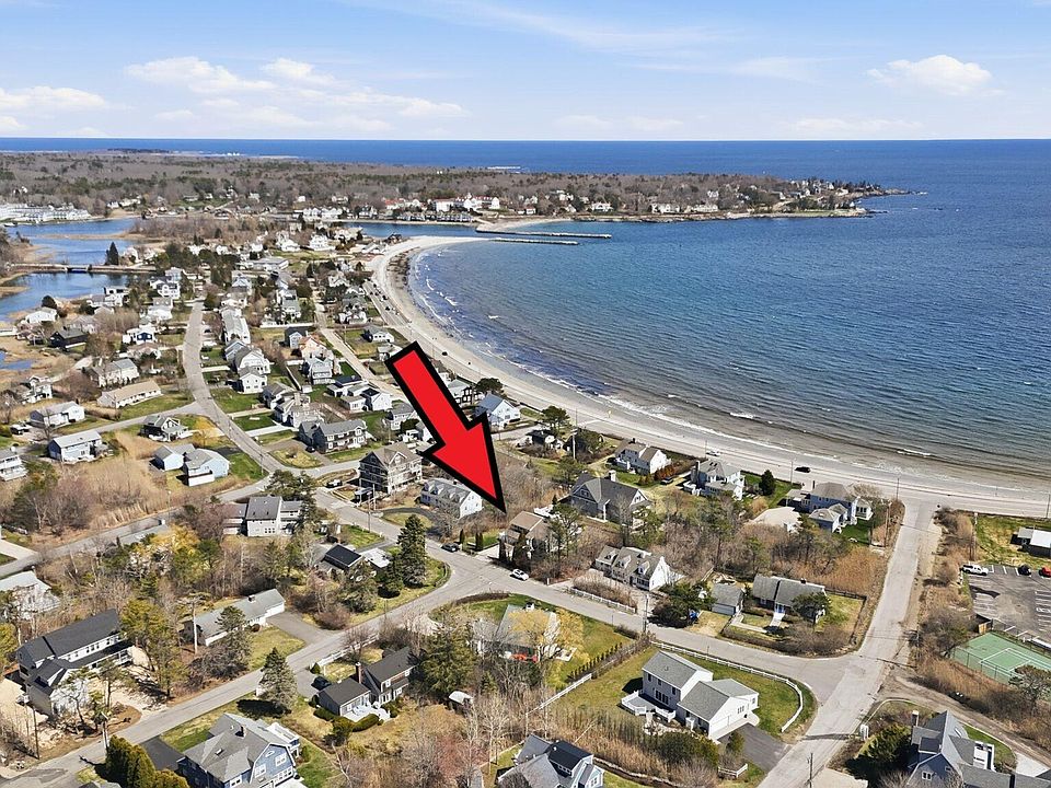 1st image of 36 Bayberry Avenue