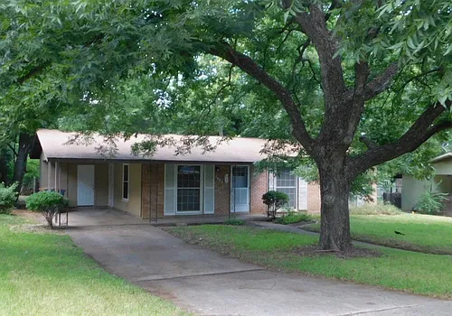 1400 Berkshire Dr Photo 1