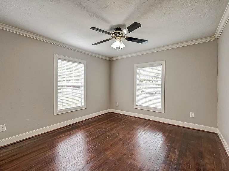 1510 Walton St — Photo 15