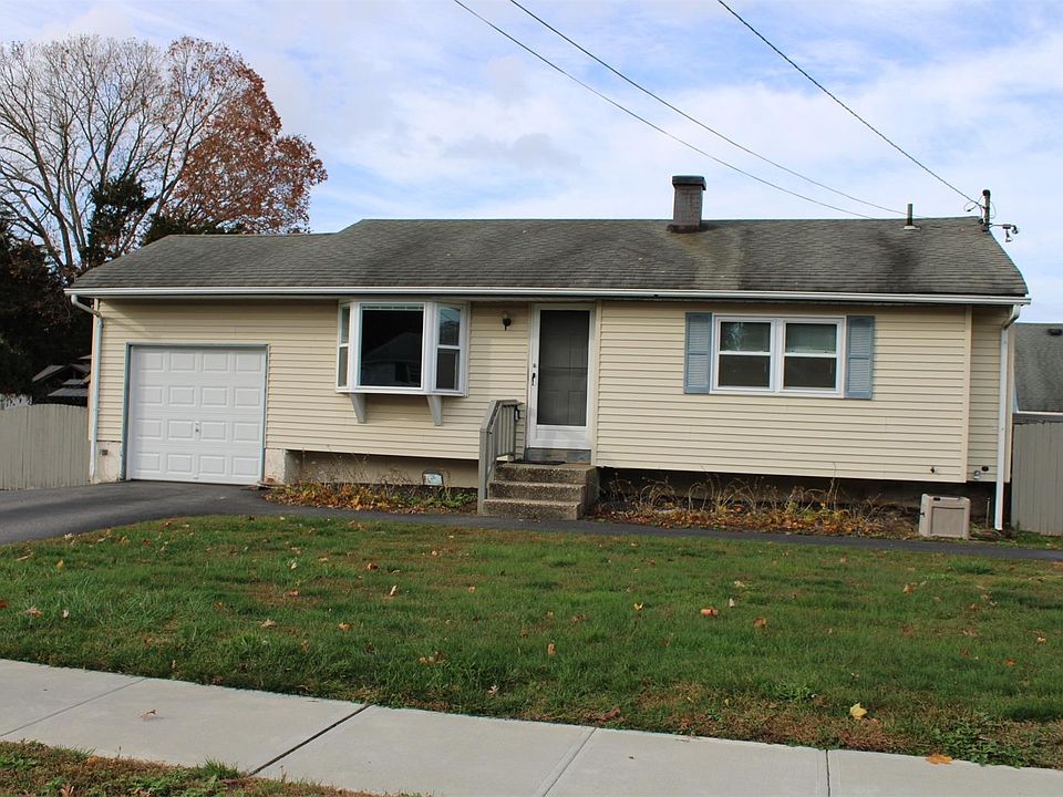 1st image of 26 Salem Ln