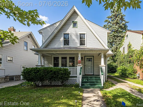 21546 Gregory St, Dearborn, MI 48124