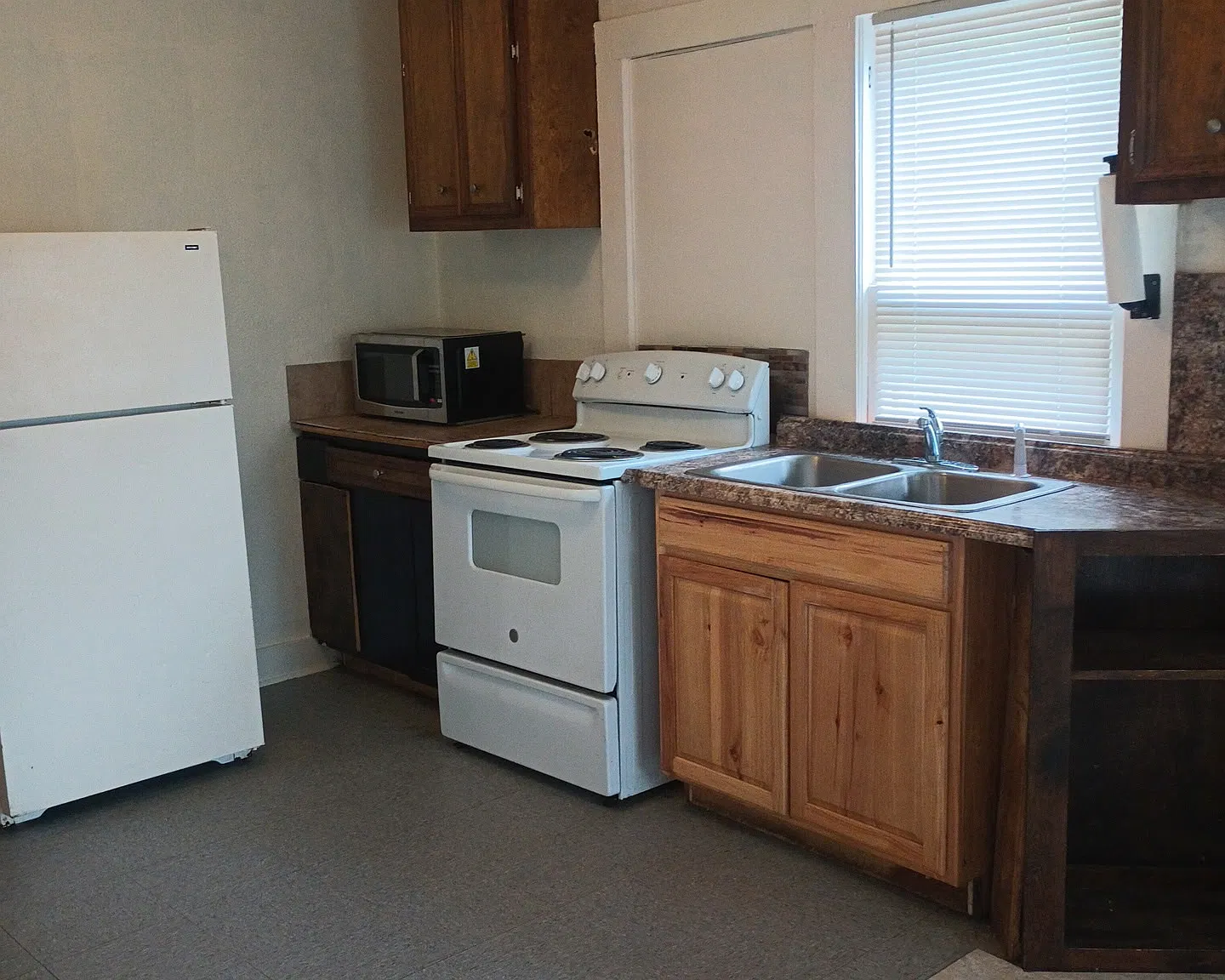 209 N 9th St — Photo 3