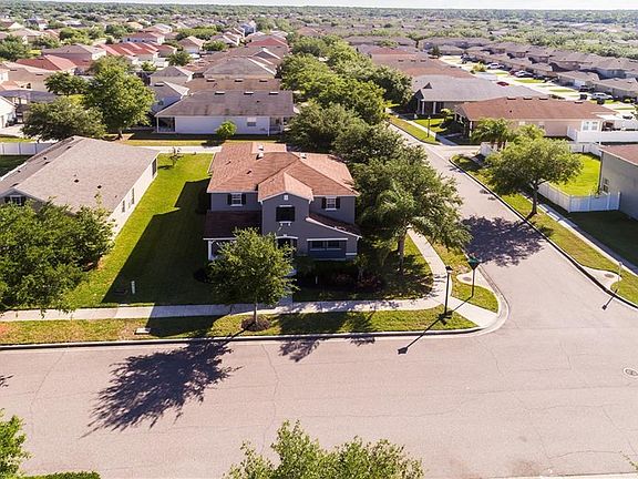 3rd image of 2227 Guiana Plum Dr