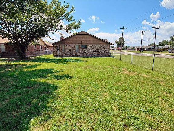 4th image of 940 NW 12th St