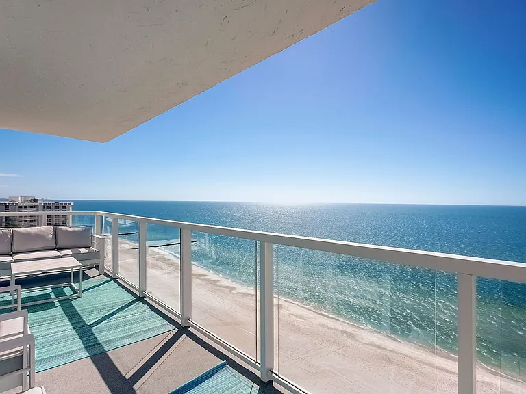 2425 Gulf Of Mexico Dr #14B — Photo 28