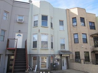 1040 40th St, Brooklyn, NY 11219