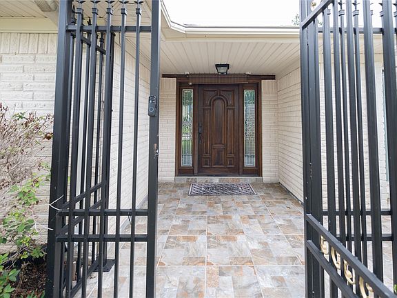 4th image of 7546 Maple Tree Dr