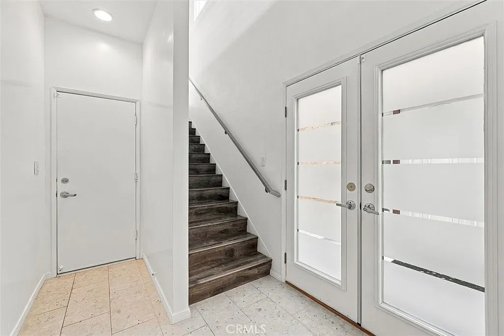 3 bed, 1767 sqft, $7,500 — Photo 3