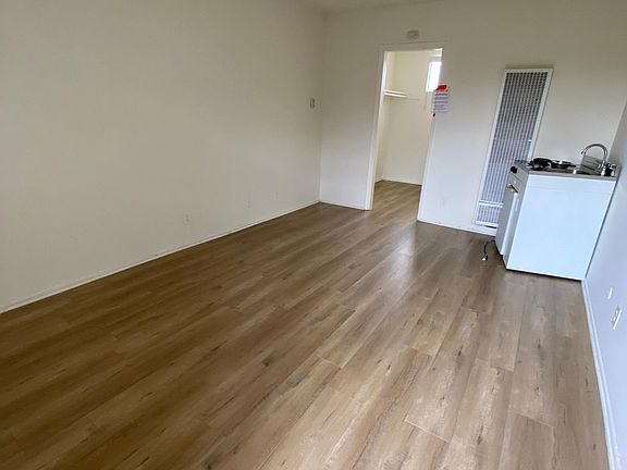 5th image of 6706 Cleon Ave APT 13B