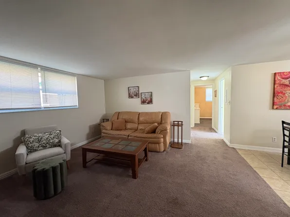 2213 & 2215 Washington St E #E, Charleston, WV 25311