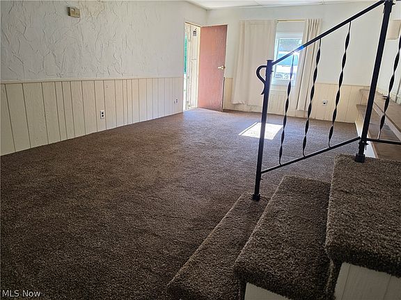 4th image of 1301 Hulett Ave