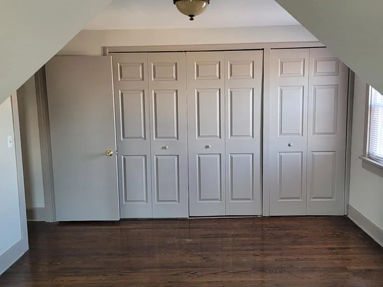 2400 Lathrop Ave #W — Photo 11