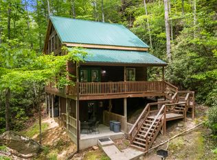 77 Lloyd Ln, Stanton, KY 40380