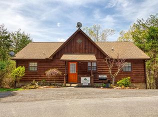 1629 Raccoon Den Way #7, Sevierville, TN 37862