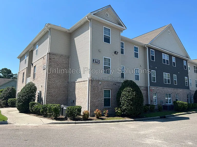 370 S Kerr Ave #306 — Photo 1