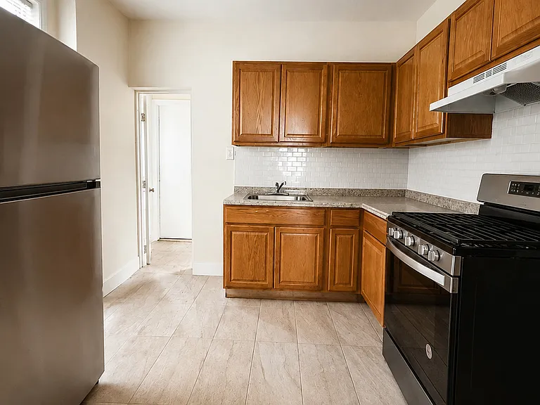 3104 Hartville St — Photo 6