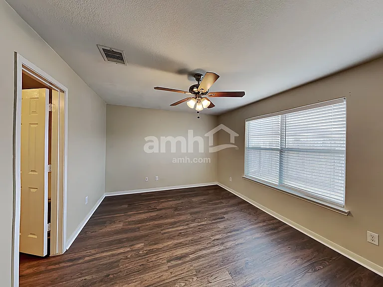4615 Snowdrop Ct — Photo 7