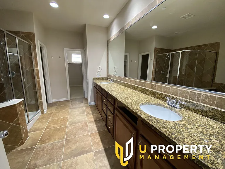 15831 Breedlove Pl #118 — Photo 13