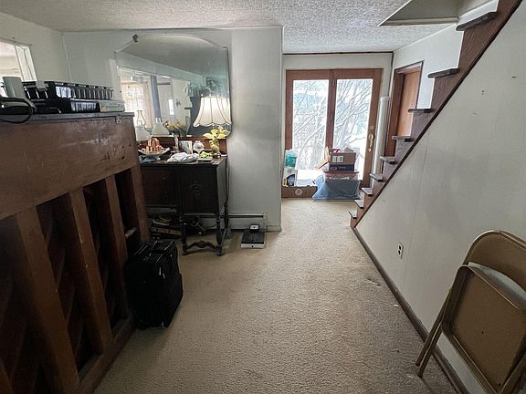 5th image of 205 Barber St