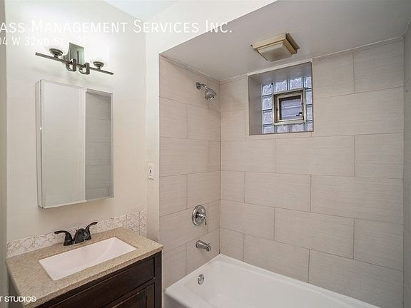 4th image of 504 W 32nd St #2F