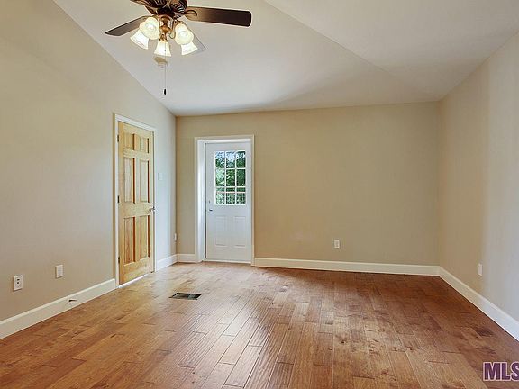4th image of 13738 Bayou Terrace Dr