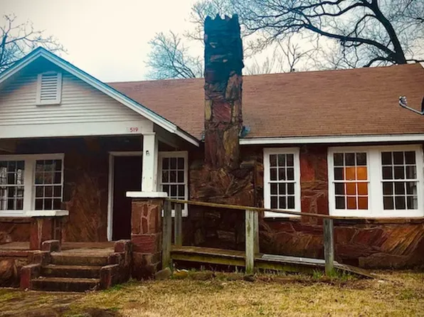 519 NW C St, Antlers, OK 74523