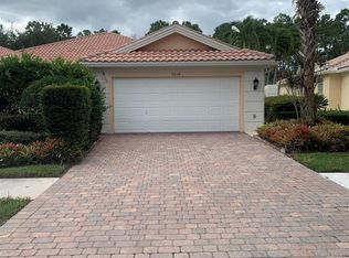 9214 SE Hawks Nest Ct, Hobe Sound, FL 33455